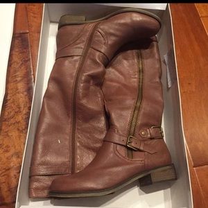 Steve Madden tall brown boots